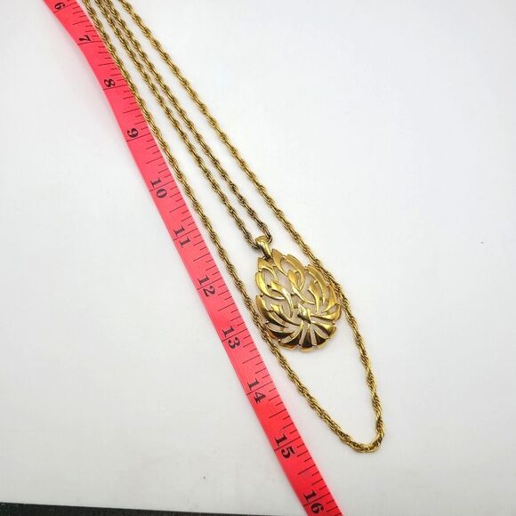 Vintage Crown Trifari Necklace - Picture 8 of 8